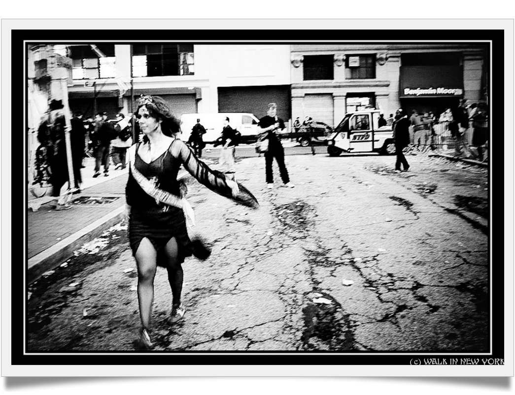 Walk In New York 2009 - Greenwich Village Halloween Parade - original.jpg